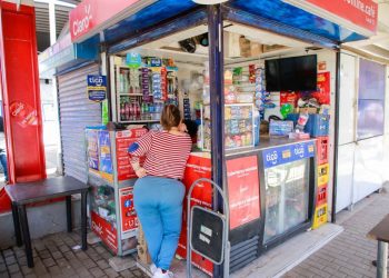 Comerciantes afectados por incendio en el Mercado reciben apoyos