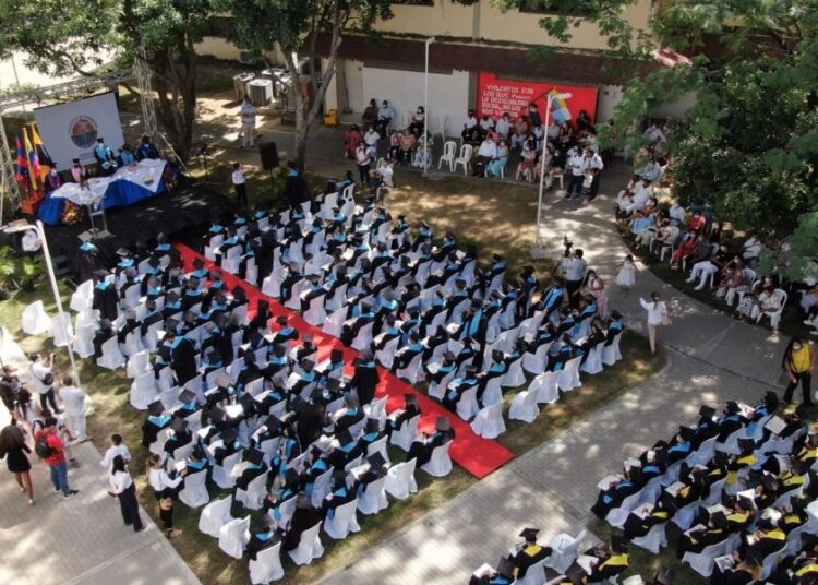La maratónica jornada de graduaciones en la Universidad del Magdalena