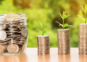 Estudio: 8 de cada 10 colombianos confiesa que podrían haber ahorrado más en 2021