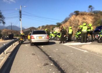 Enfrentamiento a piedras en el puente de Bastidas: tres detenidos