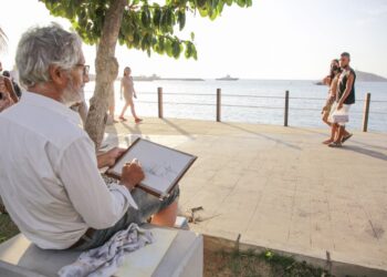 Empresarios destacan obras del Camellón de la Bahía