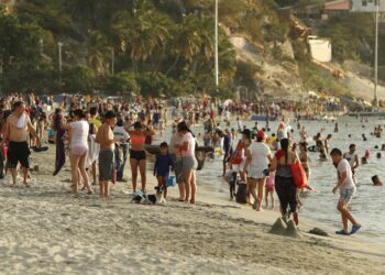 Tres millones de visitas recibieron las playas de Santa Marta durante 2021