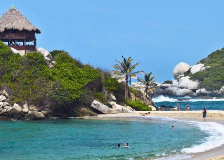 Anuncian inversión para mejoras en el Parque Tayrona