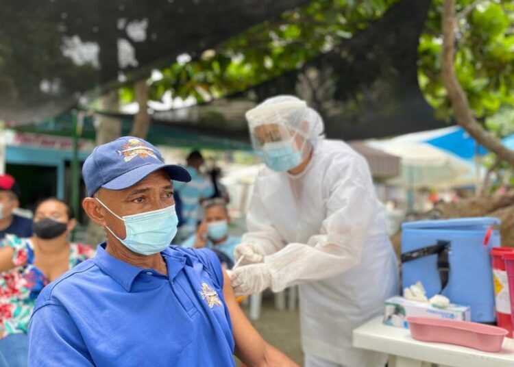 Santa Marta alcanza aplicación del 90% en primeras dosis contra el Covid-19