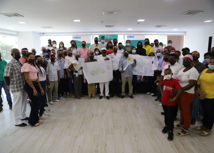 ANT entregó titulos a 2 comunidades negras de San Ángel y Tenerife