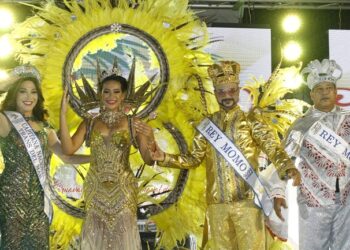 Coronados los reyes del carnaval de Fundapescaíto