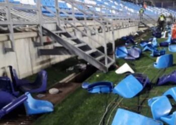 Los desmanes dejaron 150 sillas destruidas del estadio Sierra Nevada