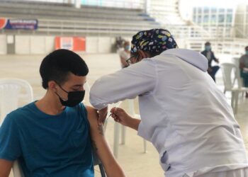 Más samarios están recibiendo la vacuna de refuerzo contra el Covid-19