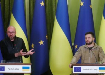 UE hará “todo lo posible” para que Ucrania “gane la guerra”