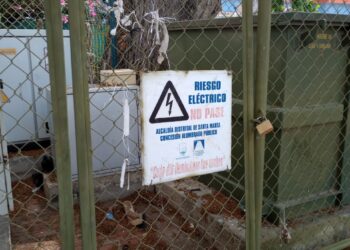 Los ataques recurrentes al alumbrado público en el Parque de los Novios