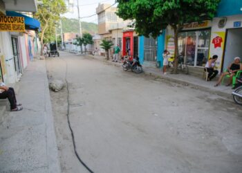 Inicia pavimentación del anillo vial del Once de Noviembre