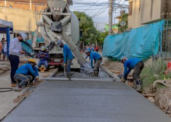 Obras de pavimentación en Los Laureles avanzan en un 39%