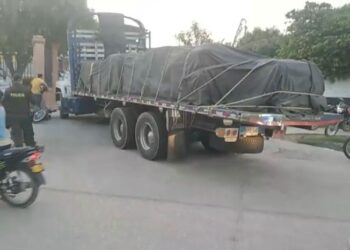 Hombre en moto murió atropellado  por una tractomula en Santa Marta