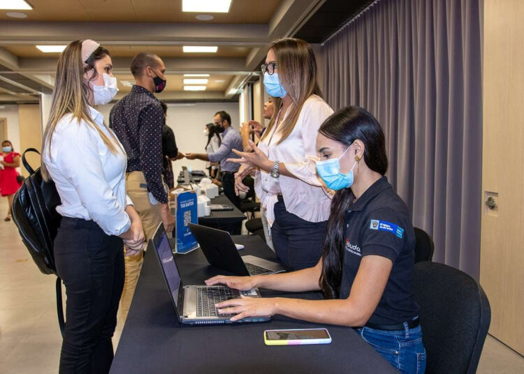 Con incrementos del 30% en ventas empresariales, culmina ‘Escala Acelera’