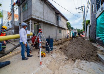 Avanza pavimentación de vías en Gaira