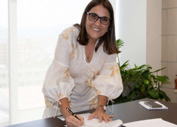 Silvia Medina Romero ya tomó posesión como presidenta ejecutiva de Camcomercio