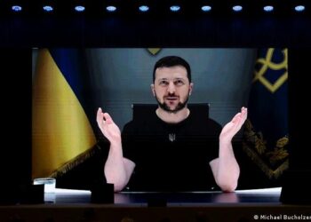 Zelenski: reconstruir Ucrania es “tarea de todo el mundo democrático»