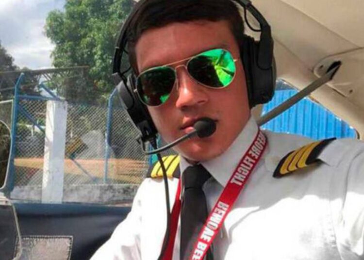 Buscan a piloto samario desaparecido hace 46 días