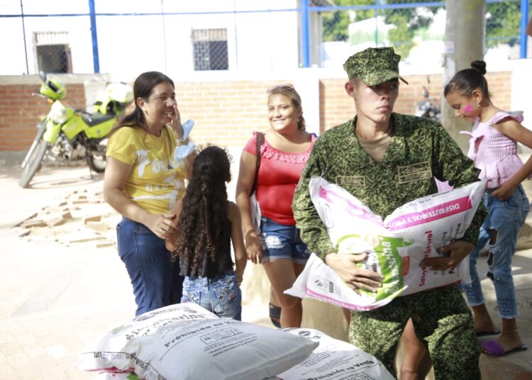 En Taganga, más de 340 personas acceden a los beneficios de la Casa de Justicia Móvil
