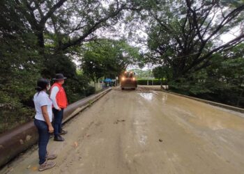 Restablecida ruta de servicio público en la vía Bonda – El Curval