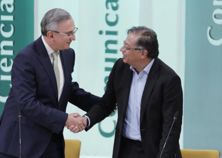 Petro: “Yo también estoy asustado por entrar a la Presidencia”