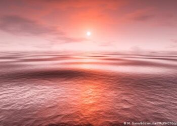 «Supertierra»: descubren posible mundo acuático cubierto de océanos a 100 años luz de la Tierra