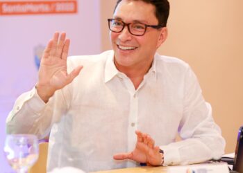 Archivan revocatoria del mandato a Caicedo