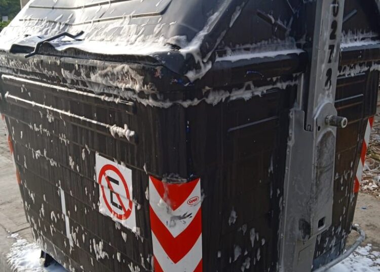 567 contenedores recibirán limpieza profunda en Santa Marta