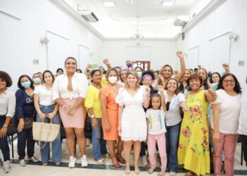 236 mujeres inician cursos gratis para el emprendimiento digital en Santa Marta