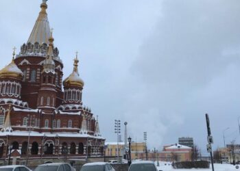 Tiroteo en escuela de Rusia deja al menos nueve muertos