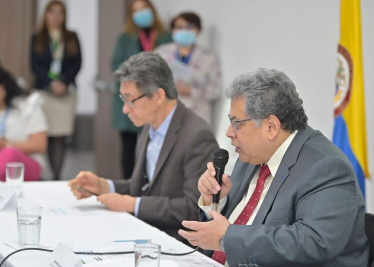 Supersalud advierte a EPS el incremento en tasas de mortalidad materna