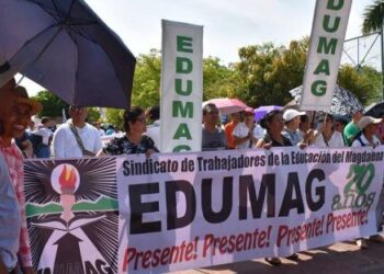 Caicedo pide diálogo para conjurar paro de docentes en el Magdalena