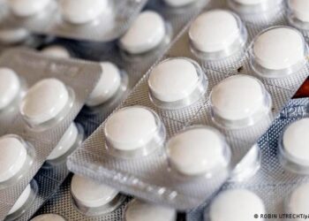 Advierten daños graves y muerte por uso constante de ibuprofeno con codeína