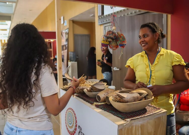 Así avanza la Feria Artesanal del Caribe Colombiano en Santa Marta