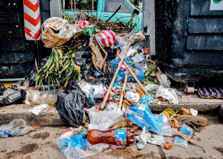 Johnson denuncia las «pésimas condiciones» del aseo de Santa Marta