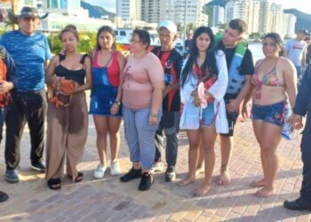 Fuertes brisas volcaron lancha en Santa Marta: 19 rescatados