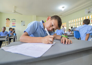 Entregarán 30.000 mobiliarios para colegios en el Magdalena