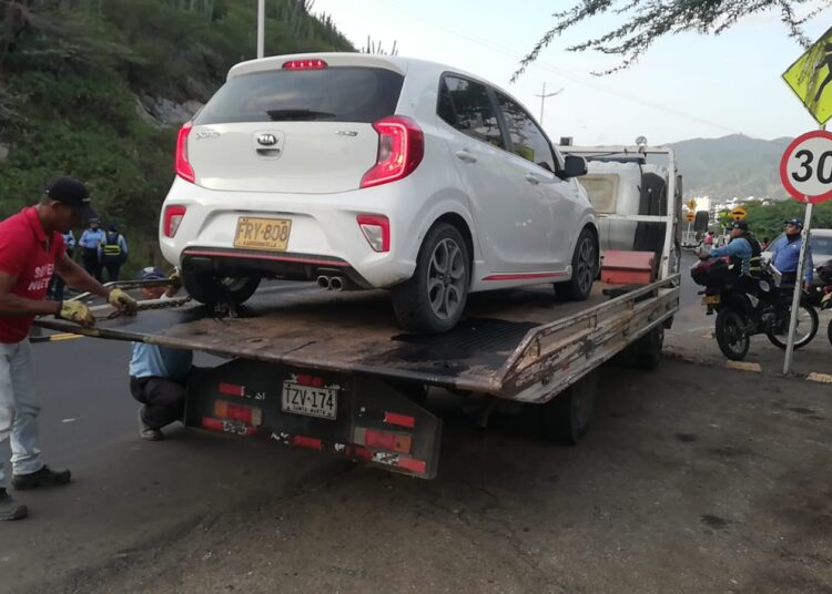 La nueva guerra de los taxistas en Santa Marta: la enfilarán a los Indriver