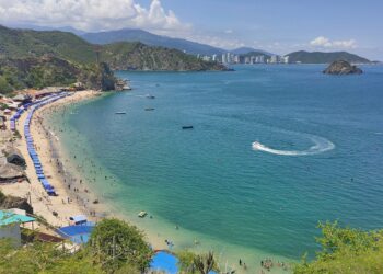 Playa Blanca recibe certificación en calidad «bandera azul»