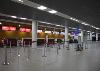 Avanza iniciativa para ampliar el aeropuerto Simón Bolívar
