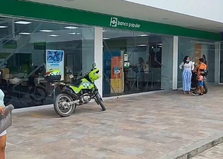 A abogado le roban $40 millones que acababa de retirar de un banco, en Santa Marta