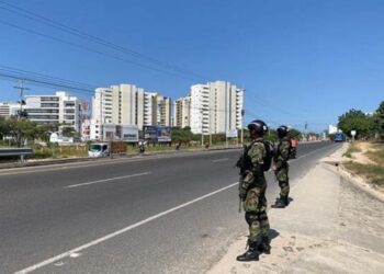 Policía Militar patrulla principales vías de Santa Marta