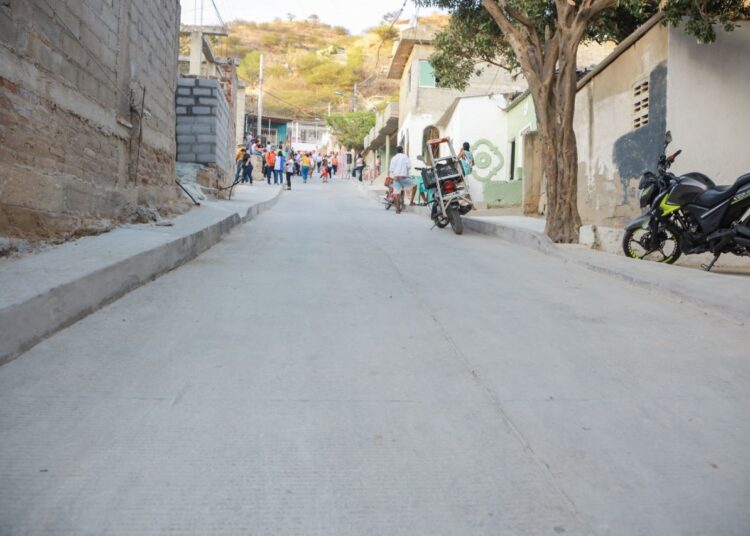 Una nueva vía al servicio en Nacho Vives