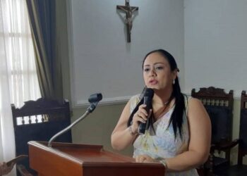 Claudia Aarón se lanza al ruedo: busca ser candidata a la Gobernación