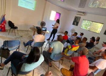 Socializan proyecto para la recuperación del Caño Ciego en Cerro de San Antonio