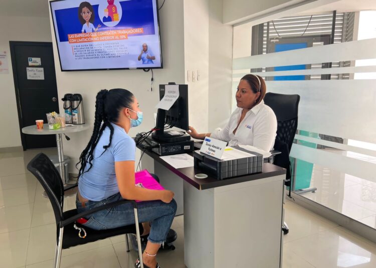 Sena Magdalena celebró día de la mujer con 250 nuevas vacantes de empleo