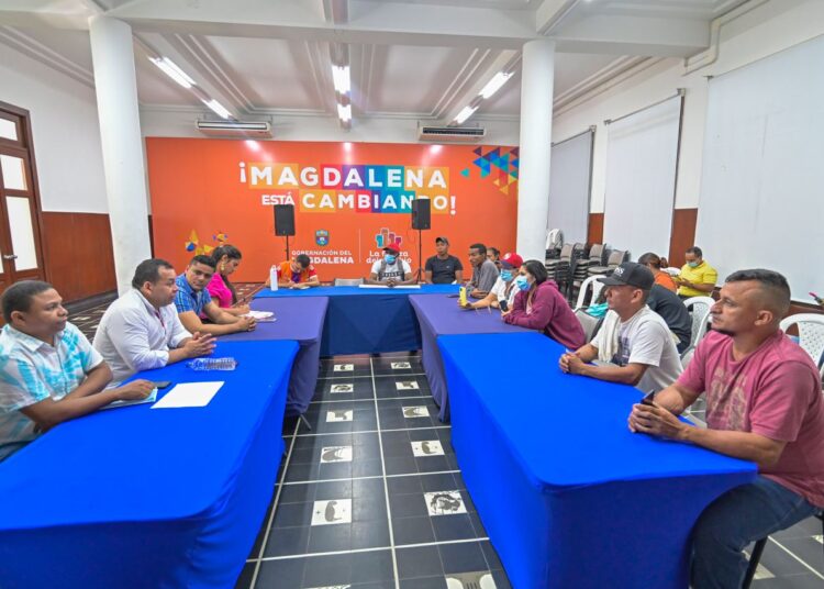 Atienden a trabajadores del PAE Magdalena que aún no han recibido salarios