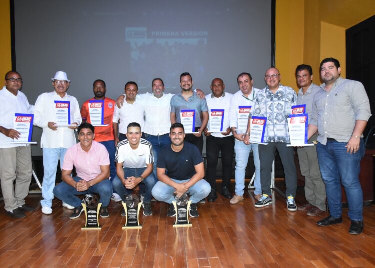 ‘Goles y Jugadas’ entregó reconocimientos a los mejores