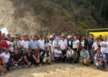 Gobierno se reúne con Autodefensas de la Sierra Nevada