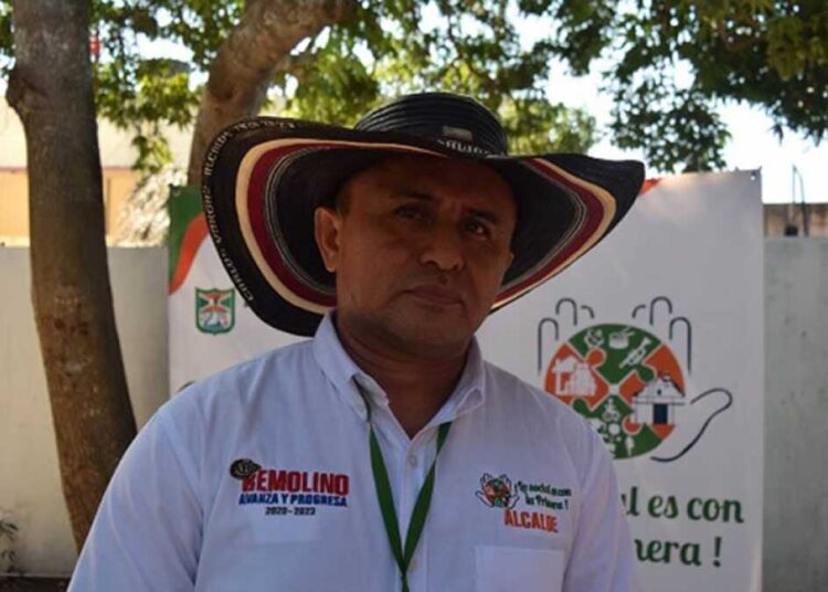 Denuncian al alcalde de Remolino por incumplimientos